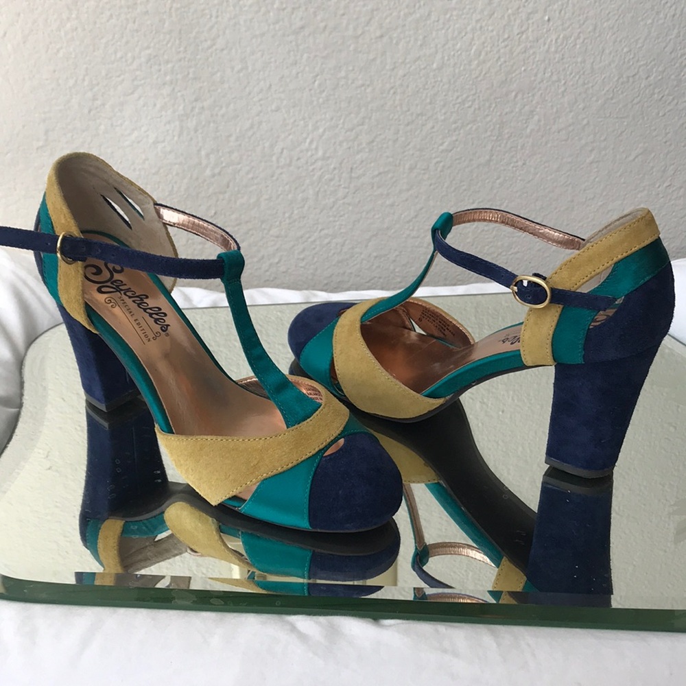 NWOT Seychelles Special Edition T. Strap Heels! 🔥